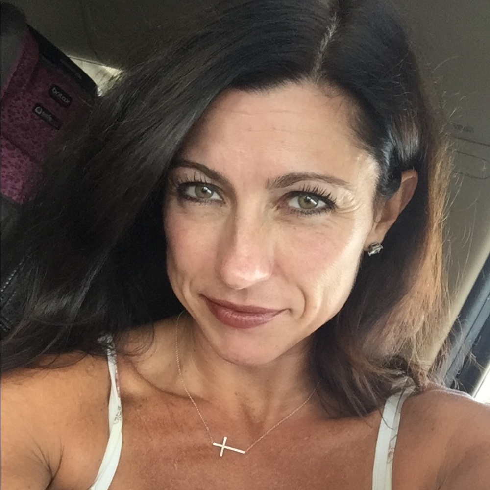 Meet your Posher, Tara